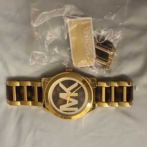 MICHEAL KORS WATCH